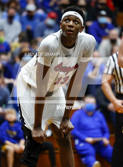 Thumbnail 2 in Gary West Side vs Carmel (IHSAA 4A Final) photogallery.