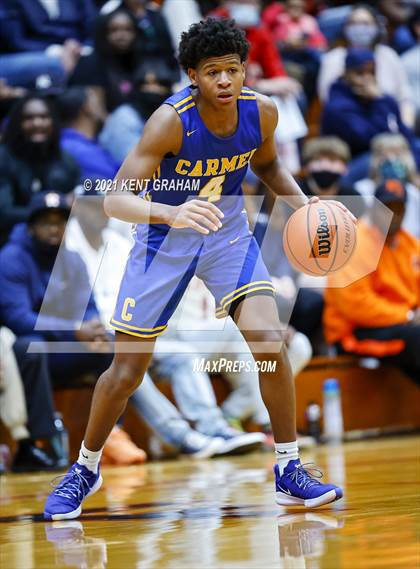 Thumbnail 2 in Gary West Side vs Carmel (IHSAA 4A Final) photogallery.