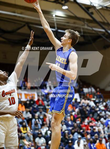 Thumbnail 1 in Gary West Side vs Carmel (IHSAA 4A Final) photogallery.