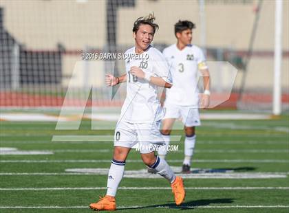 Thumbnail 2 in Chandler vs. Desert Vista ( Coyote Classic Tournament ) photogallery.