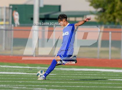 Thumbnail 2 in Chandler vs. Desert Vista ( Coyote Classic Tournament ) photogallery.
