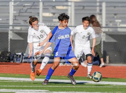 Thumbnail 2 in Chandler vs. Desert Vista ( Coyote Classic Tournament ) photogallery.