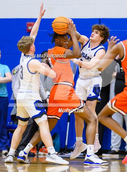 Thumbnail 3 in Chambers @ Lake Norman (NCHSAA 4A Round 4) photogallery.