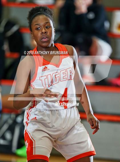 Thumbnail 2 in Roseville vs. Pleasant Valley (Roseville Elite Showcase) photogallery.