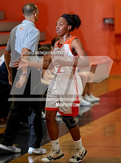 Thumbnail 1 in Roseville vs. Pleasant Valley (Roseville Elite Showcase) photogallery.