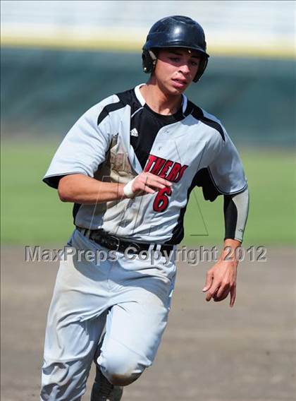 Thumbnail 3 in Cromwell vs. Derby (CIAC Class S Final) photogallery.