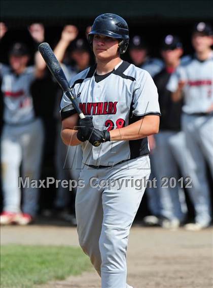 Thumbnail 3 in Cromwell vs. Derby (CIAC Class S Final) photogallery.