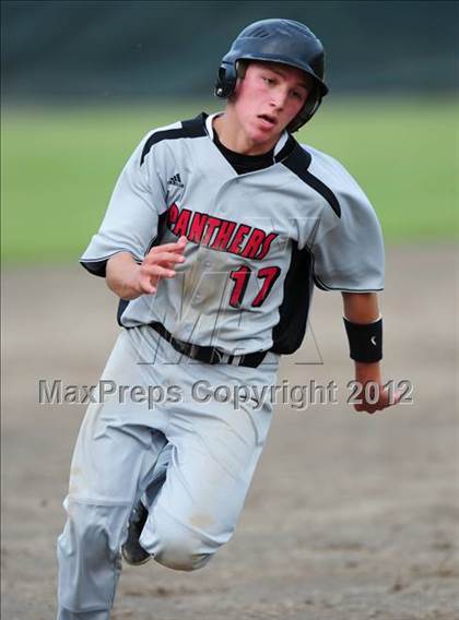Thumbnail 2 in Cromwell vs. Derby (CIAC Class S Final) photogallery.