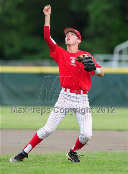 Thumbnail 2 in Cromwell vs. Derby (CIAC Class S Final) photogallery.