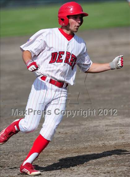 Thumbnail 3 in Cromwell vs. Derby (CIAC Class S Final) photogallery.