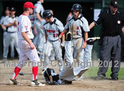 Thumbnail 3 in Cromwell vs. Derby (CIAC Class S Final) photogallery.