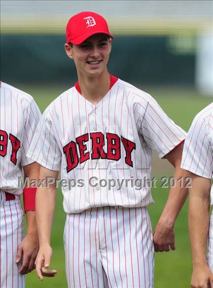 Thumbnail 3 in Cromwell vs. Derby (CIAC Class S Final) photogallery.