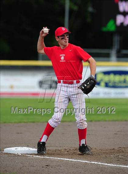 Thumbnail 2 in Cromwell vs. Derby (CIAC Class S Final) photogallery.