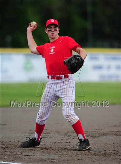 Thumbnail 3 in Cromwell vs. Derby (CIAC Class S Final) photogallery.