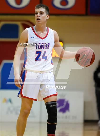 Thumbnail 1 in Brophy College Prep vs. Mountain View photogallery.