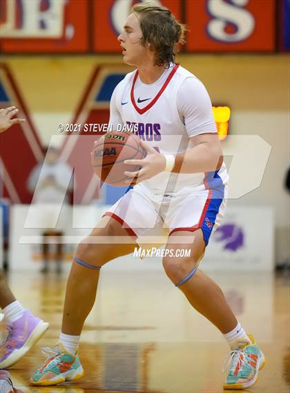 Thumbnail 3 in Brophy College Prep vs. Mountain View photogallery.