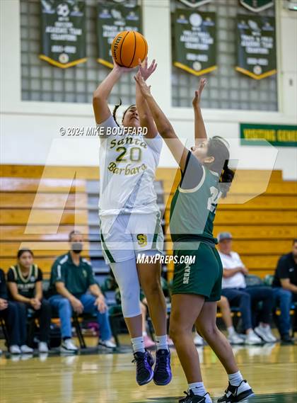 Thumbnail 3 in St. Bonaventure vs Santa Barbara (Santa Barbara Tournament of Champions) photogallery.