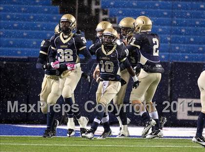 Thumbnail 3 in St. Joseph's Collegiate Institute vs. Canisius (MMAA Semifinal) photogallery.