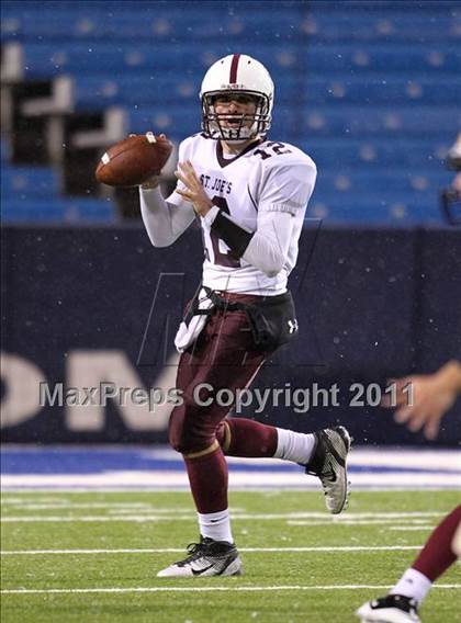 Thumbnail 1 in St. Joseph's Collegiate Institute vs. Canisius (MMAA Semifinal) photogallery.