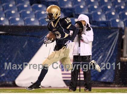 Thumbnail 2 in St. Joseph's Collegiate Institute vs. Canisius (MMAA Semifinal) photogallery.