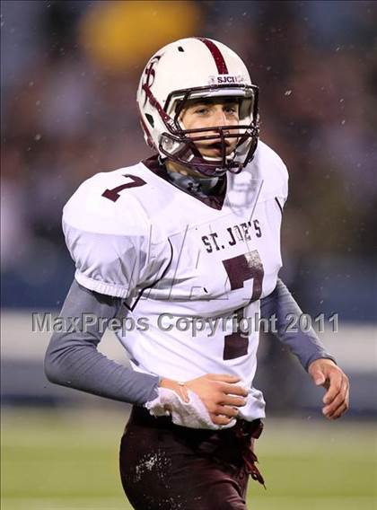 Thumbnail 1 in St. Joseph's Collegiate Institute vs. Canisius (MMAA Semifinal) photogallery.
