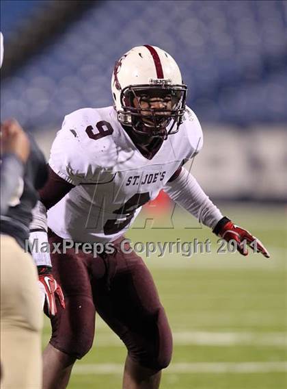 Thumbnail 2 in St. Joseph's Collegiate Institute vs. Canisius (MMAA Semifinal) photogallery.