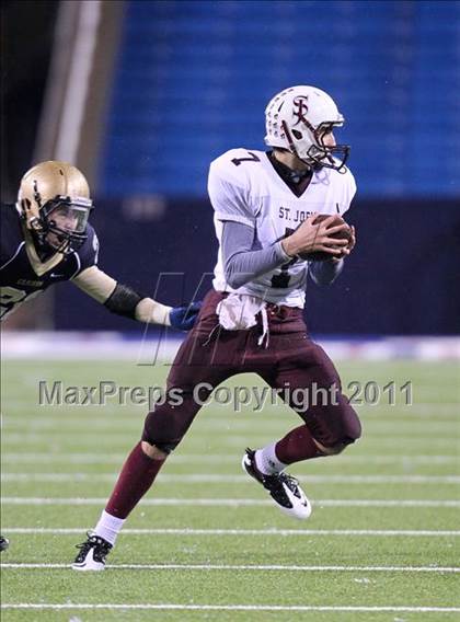 Thumbnail 2 in St. Joseph's Collegiate Institute vs. Canisius (MMAA Semifinal) photogallery.