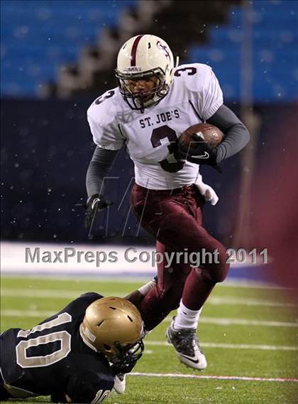 Thumbnail 1 in St. Joseph's Collegiate Institute vs. Canisius (MMAA Semifinal) photogallery.