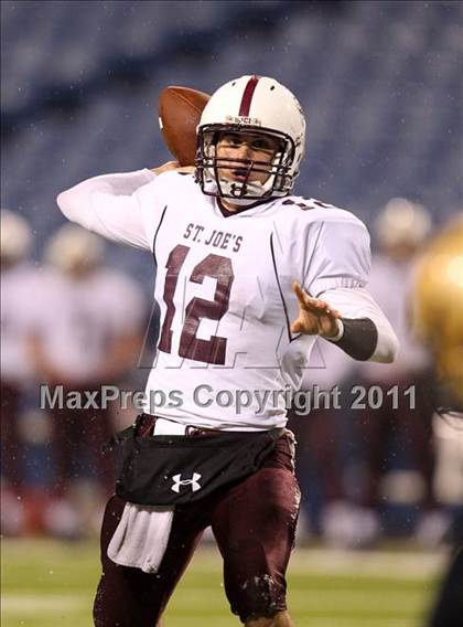Thumbnail 2 in St. Joseph's Collegiate Institute vs. Canisius (MMAA Semifinal) photogallery.