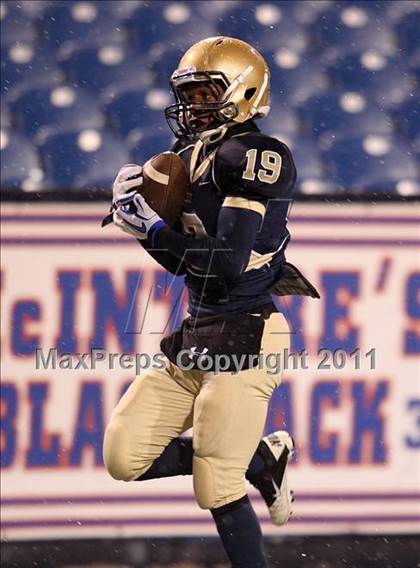 Thumbnail 3 in St. Joseph's Collegiate Institute vs. Canisius (MMAA Semifinal) photogallery.