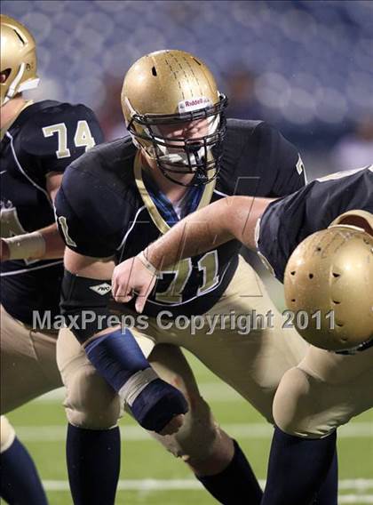 Thumbnail 2 in St. Joseph's Collegiate Institute vs. Canisius (MMAA Semifinal) photogallery.
