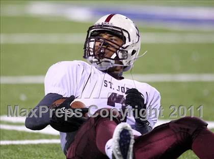 Thumbnail 3 in St. Joseph's Collegiate Institute vs. Canisius (MMAA Semifinal) photogallery.