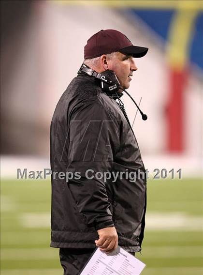 Thumbnail 1 in St. Joseph's Collegiate Institute vs. Canisius (MMAA Semifinal) photogallery.