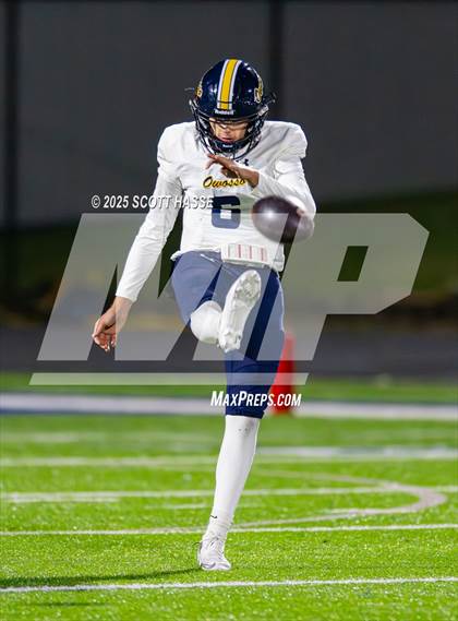 Thumbnail 3 in DeWitt vs. Owosso (MHSAA Div 3 Dist 41 semi-final) photogallery.