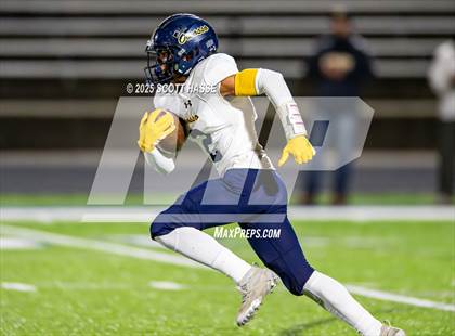 Thumbnail 3 in DeWitt vs. Owosso (MHSAA Div 3 Dist 41 semi-final) photogallery.