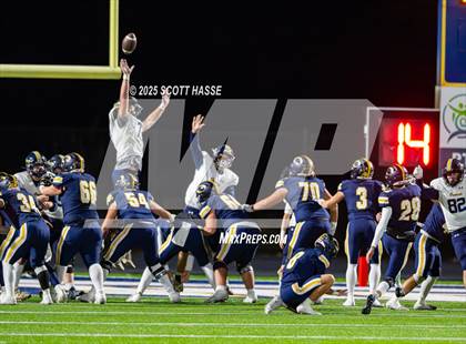 Thumbnail 3 in DeWitt vs. Owosso (MHSAA Div 3 Dist 41 semi-final) photogallery.