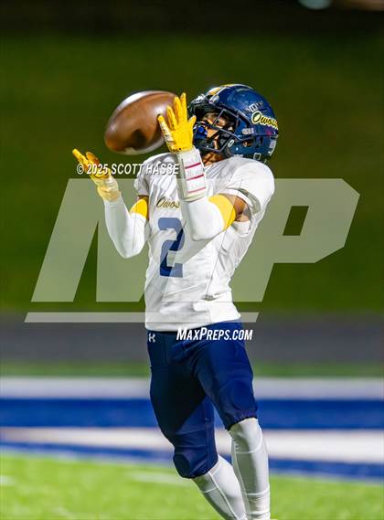 Thumbnail 2 in DeWitt vs. Owosso (MHSAA Div 3 Dist 41 semi-final) photogallery.