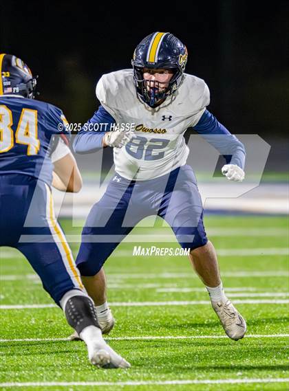 Thumbnail 1 in DeWitt vs. Owosso (MHSAA Div 3 Dist 41 semi-final) photogallery.