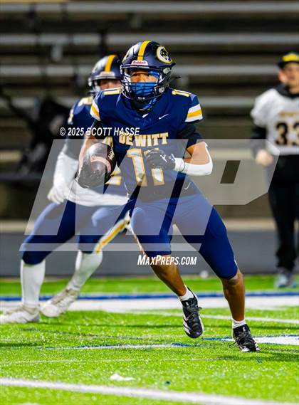 Thumbnail 1 in DeWitt vs. Owosso (MHSAA Div 3 Dist 41 semi-final) photogallery.