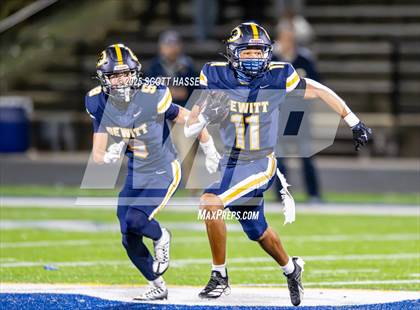 Thumbnail 2 in DeWitt vs. Owosso (MHSAA Div 3 Dist 41 semi-final) photogallery.