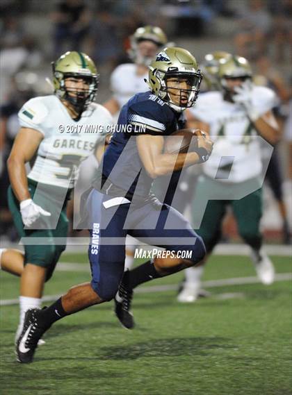 Thumbnail 2 in Garces Memorial vs. St. John Bosco (Brothers in Arms Classic) photogallery.