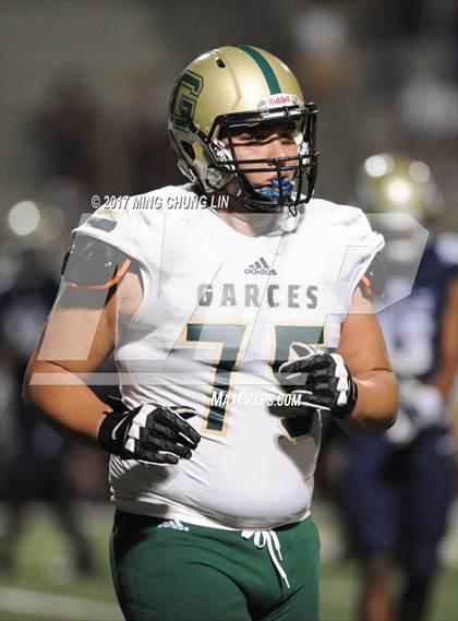 Thumbnail 3 in Garces Memorial vs. St. John Bosco (Brothers in Arms Classic) photogallery.