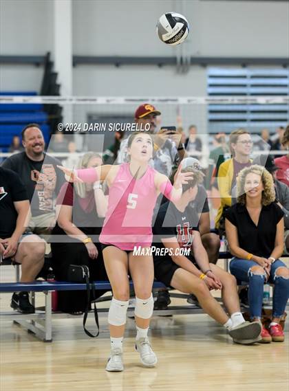 Thumbnail 2 in Bishop O'Dowd vs. Crescent Valley (Nike TOC Southwest) photogallery.