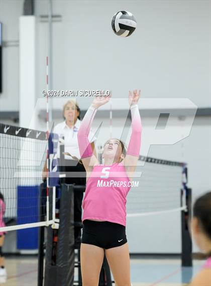 Thumbnail 1 in Bishop O'Dowd vs. Crescent Valley (Nike TOC Southwest) photogallery.
