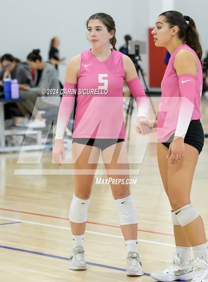 Thumbnail 3 in Bishop O'Dowd vs. Crescent Valley (Nike TOC Southwest) photogallery.