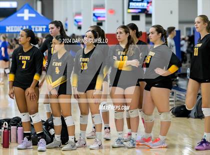 Thumbnail 2 in Bishop O'Dowd vs. Crescent Valley (Nike TOC Southwest) photogallery.