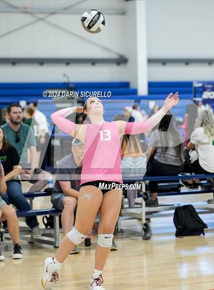 Thumbnail 3 in Bishop O'Dowd vs. Crescent Valley (Nike TOC Southwest) photogallery.