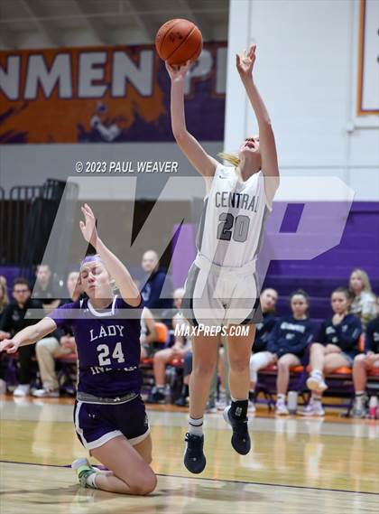 Thumbnail 1 in Central Columbia vs. Shamokin Area (PIAA District IV 4A Semi-final) photogallery.