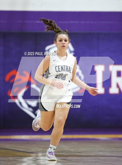 Thumbnail 2 in Central Columbia vs. Shamokin Area (PIAA District IV 4A Semi-final) photogallery.