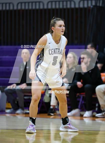 Thumbnail 1 in Central Columbia vs. Shamokin Area (PIAA District IV 4A Semi-final) photogallery.